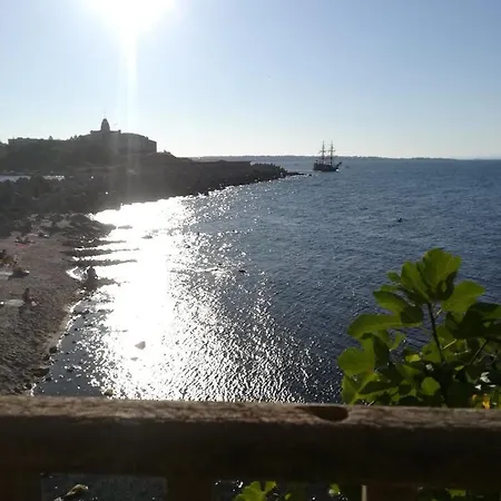 Sea Dreams *
